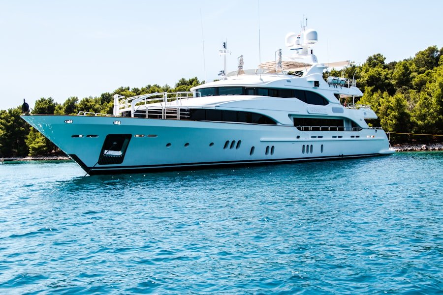 Emerald 75 super yacht